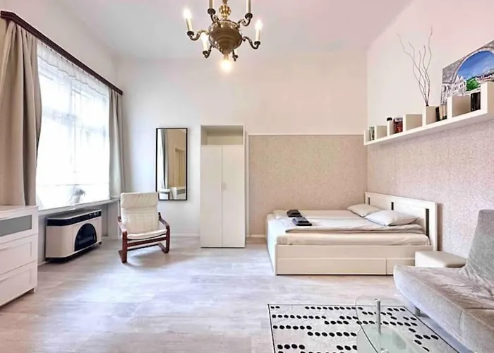 Urban Escape-Cozy Studio In City Center